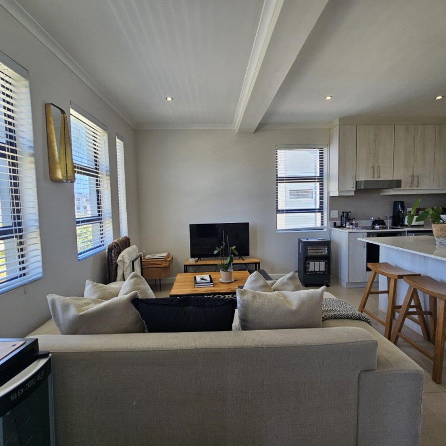 To Let 2 Bedroom Property for Rent in Croydon Western Cape